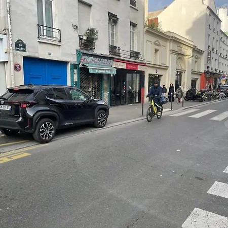 Appartement Roquette 1 *